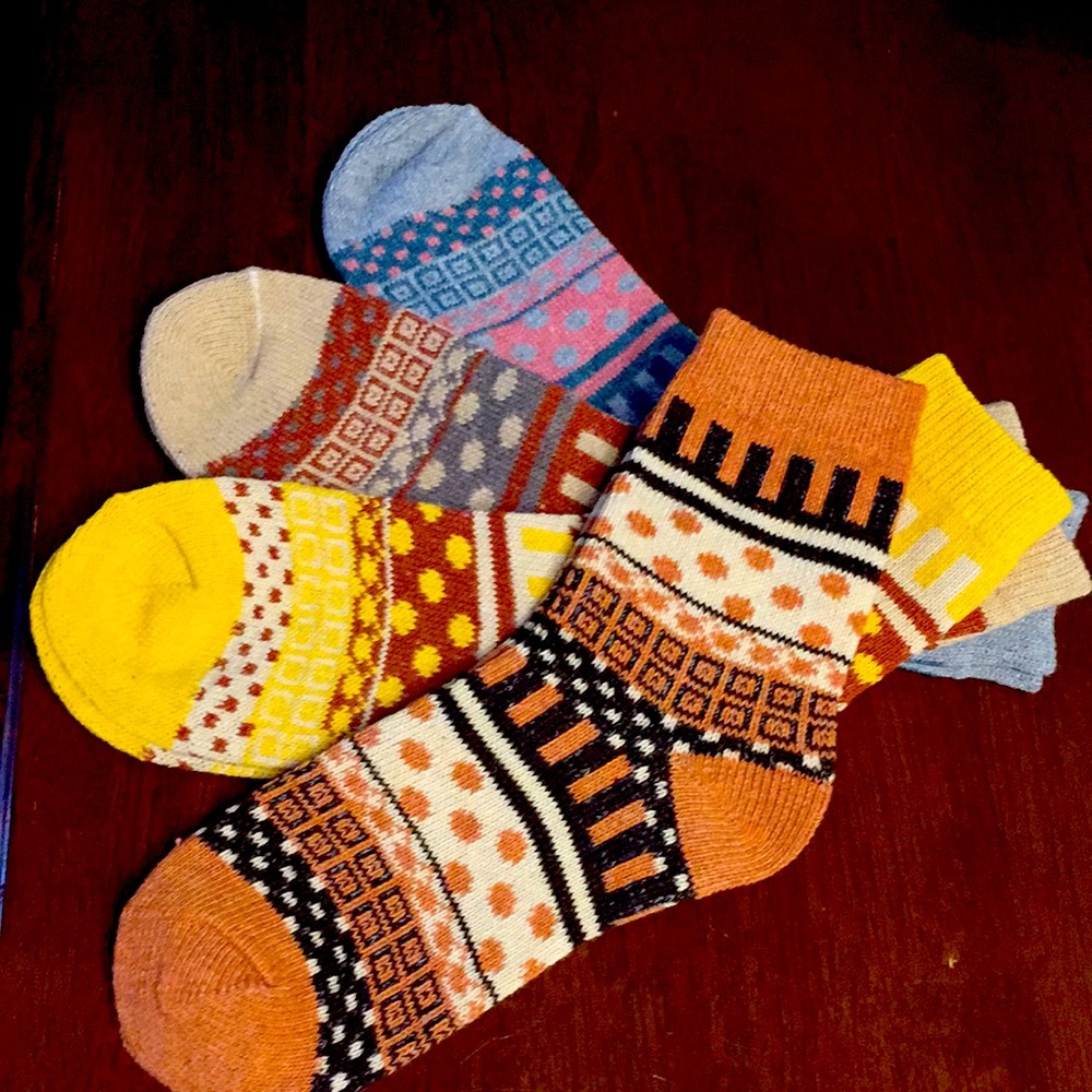 Women New colourful socks 4 in package
